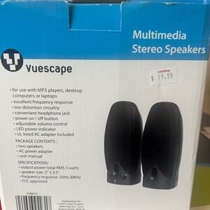 Multimedia stereo speakers